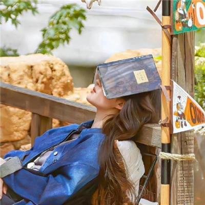 麦克斯·克劳德的星际冒险